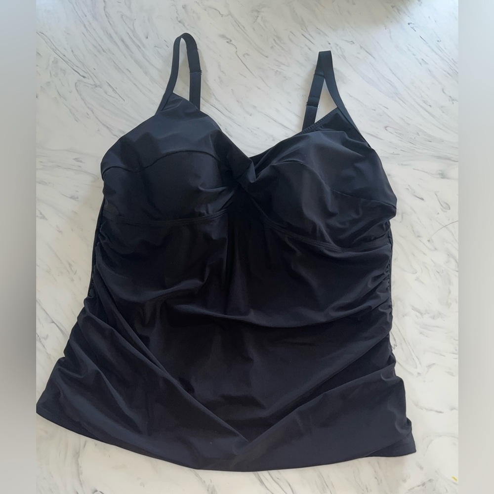 L.L. Bean Women's Black One Piece Swimsuit